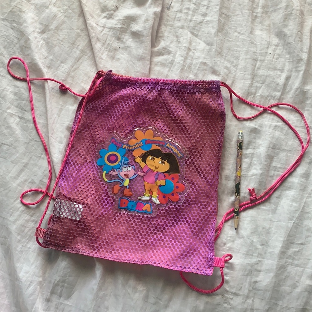 Dora drawstring bag